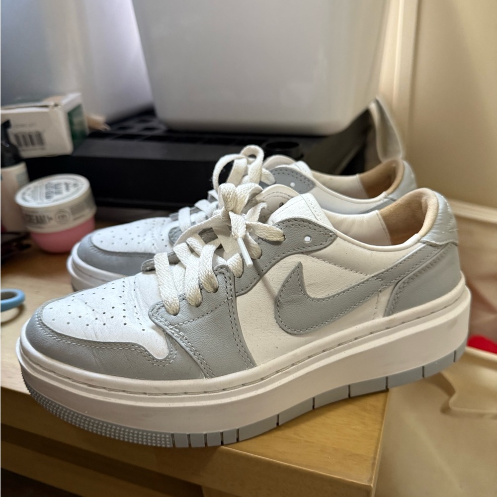 Jordan 1 Elevate Low in Wolf Grey
